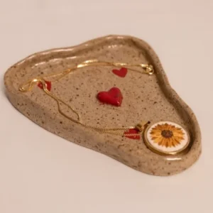 Porta-joias Coração de Estudante